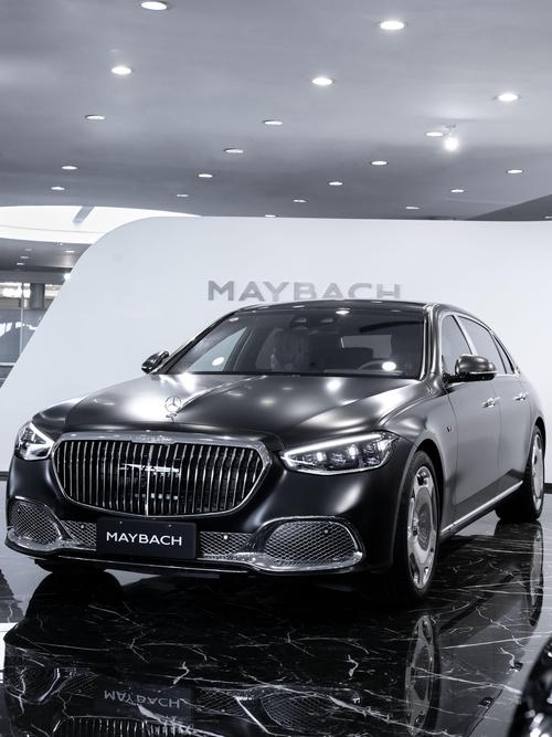 深圳坪山区弘凌裕企业管理咨询岚图汽车的售后服务让用户无忧出行，迈巴赫未来的豪华车趋势